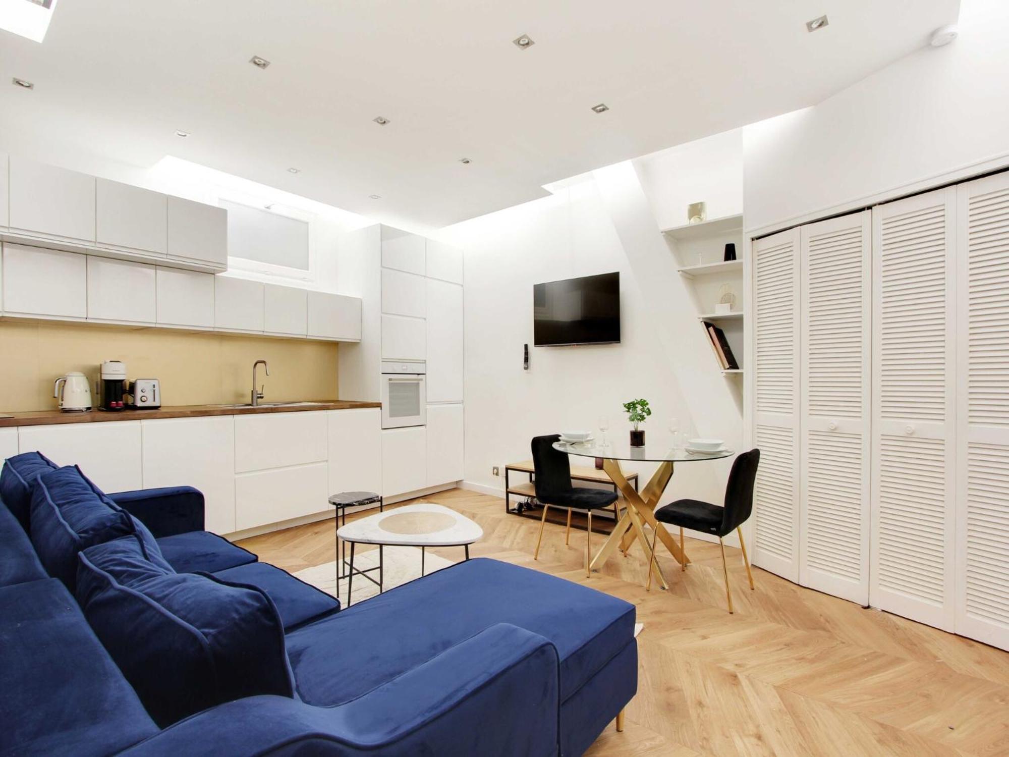 Charming Flat At The Foot Of Les Halles